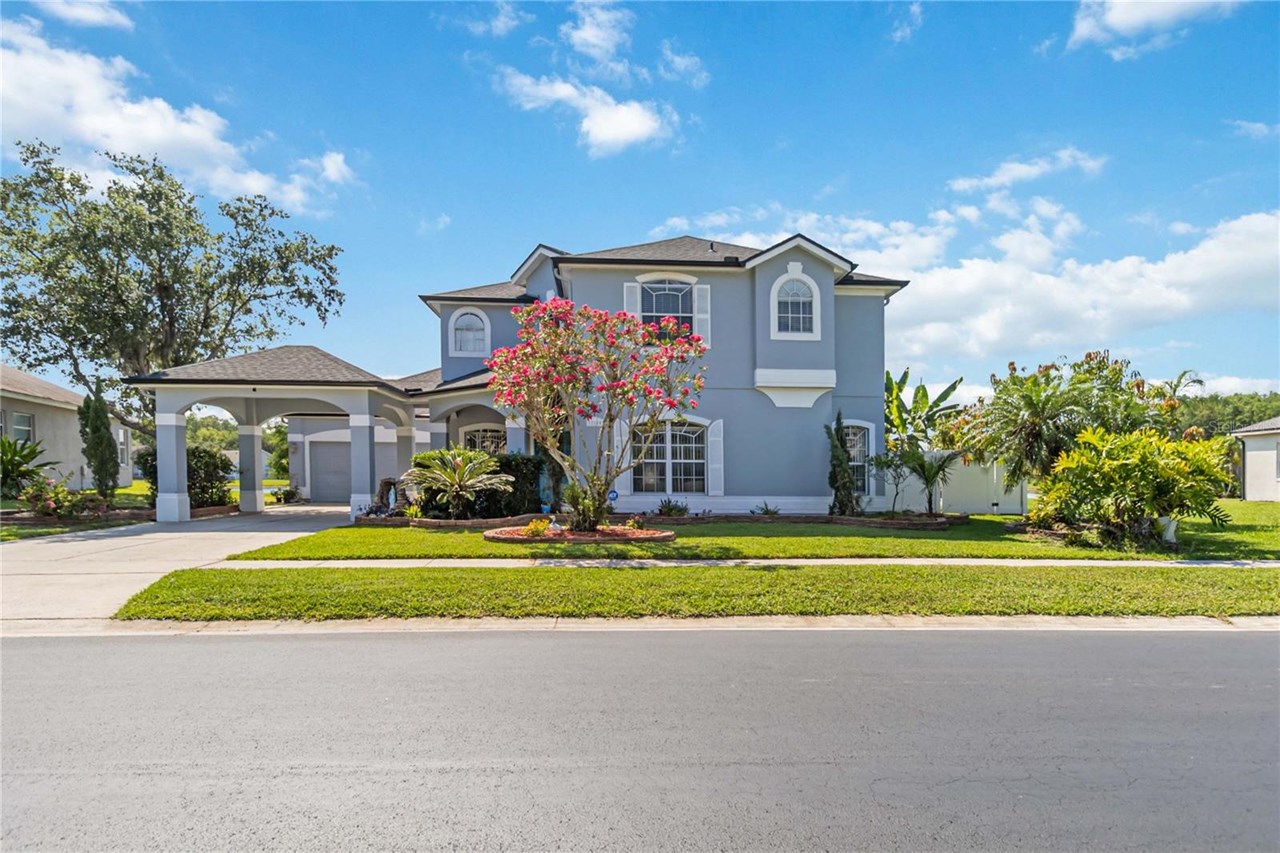 12134 Shadowbrook Ln